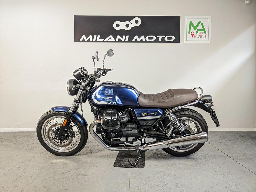 Moto Guzzi V7 Special (2021 - 24) (4)