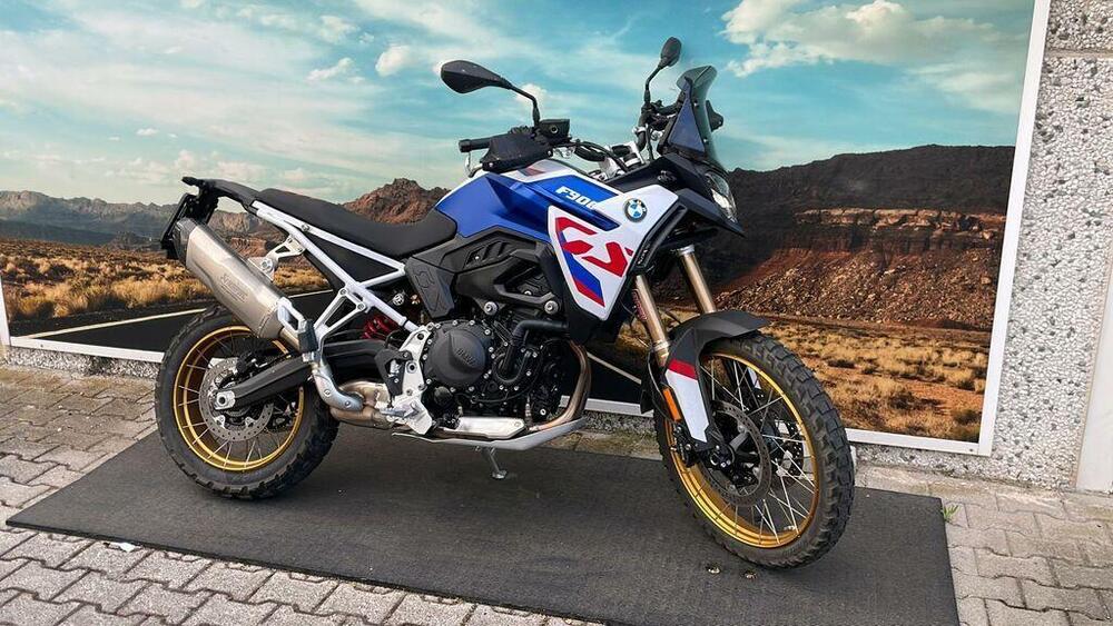 Bmw F 900 GS (2024)