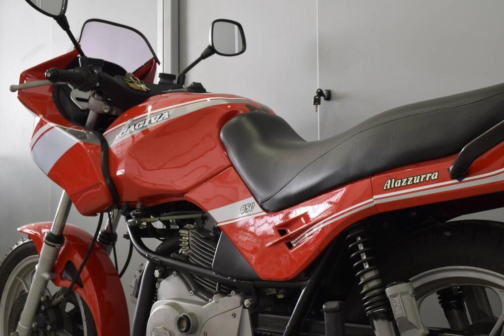 Cagiva Alazzurra 350 (4)