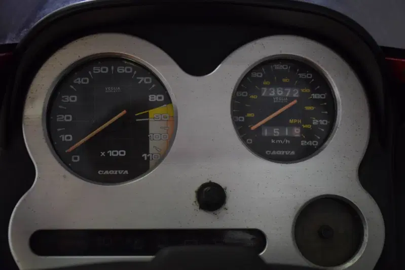 Cagiva Alazzurra 650 (15)