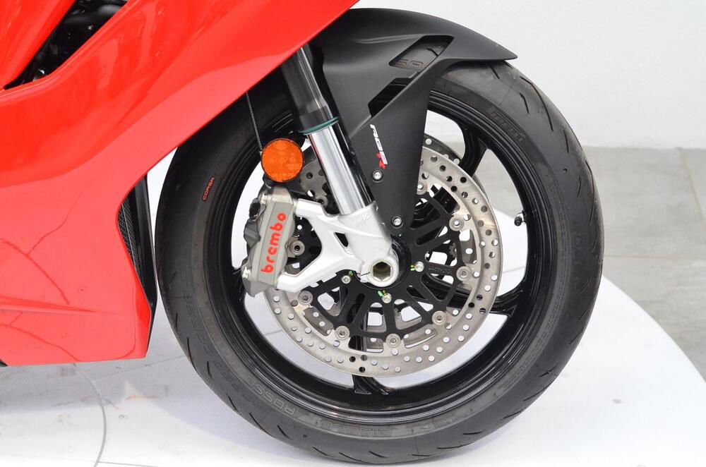 MV Agusta F3 800 Rosso (2021 - 23) (4)