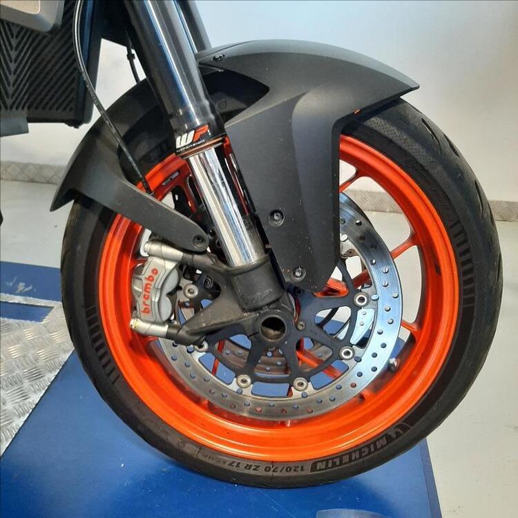 KTM 1290 Super Duke R ABS (2014 - 16) (3)