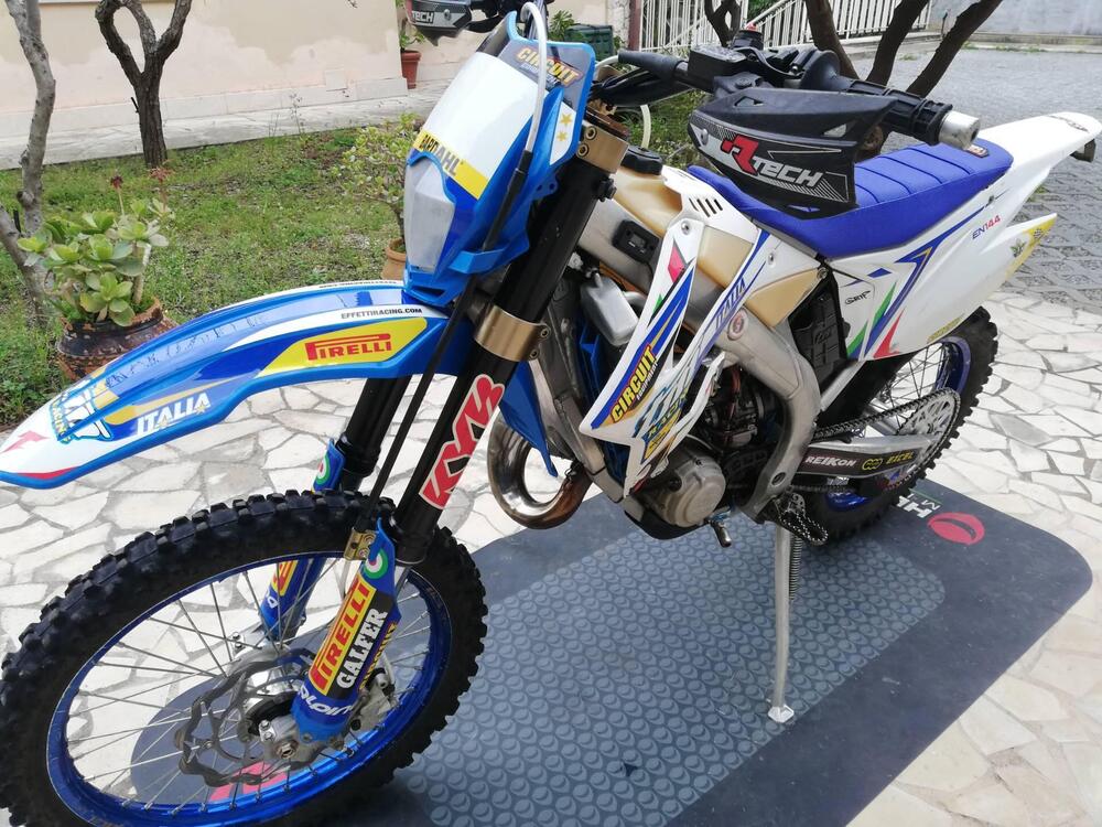 Tm Moto EN 144 (2015)