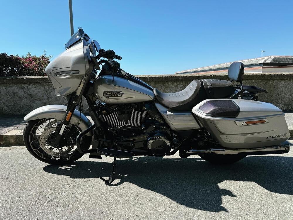 Harley-Davidson CVO Street Glide (2023) (2)