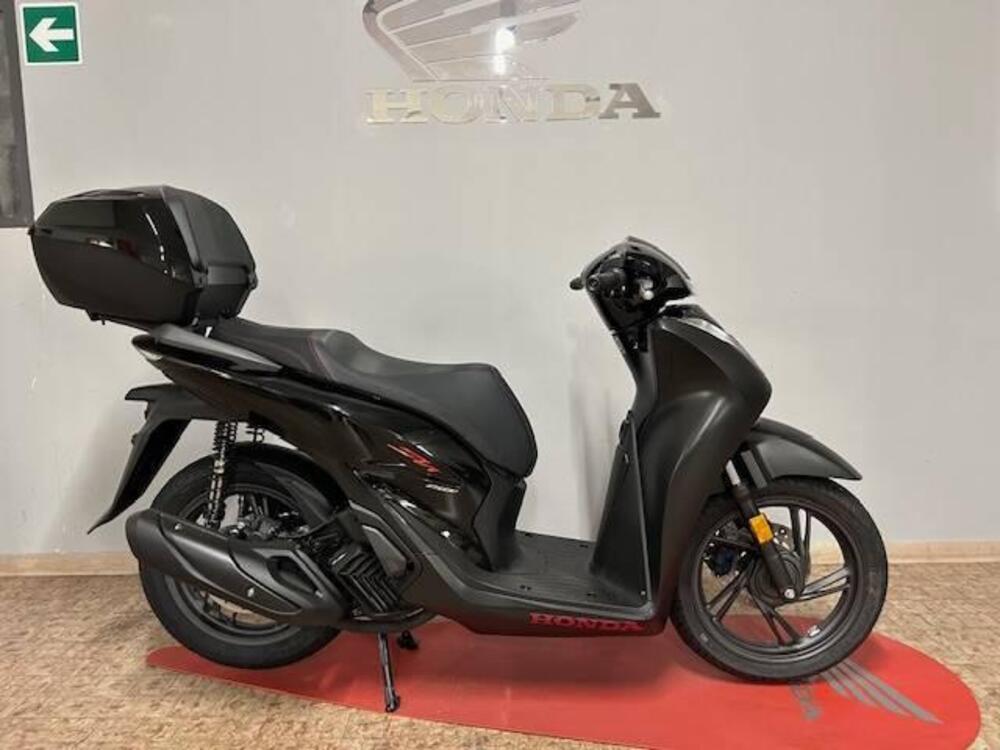 Honda SH 150i Sport (2022 - 24) (2)