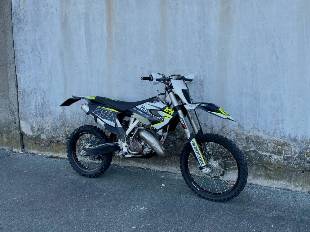 Husqvarna TE 125 (2015) (3)