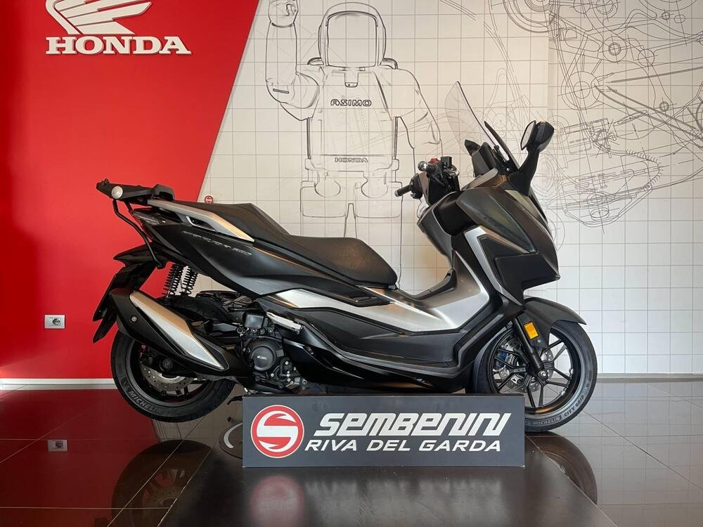 Honda Forza 350 (2022)