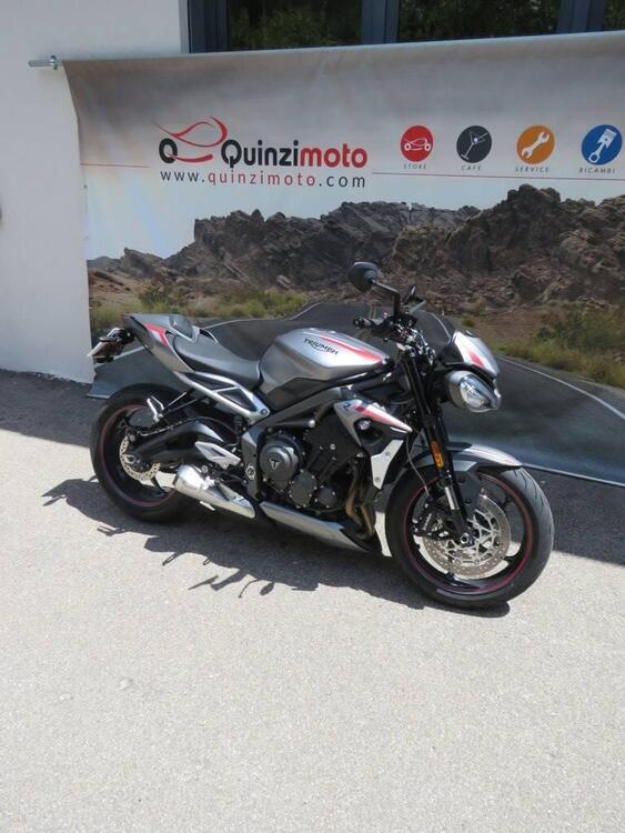 Triumph Street Triple R (2020 - 23) (2)