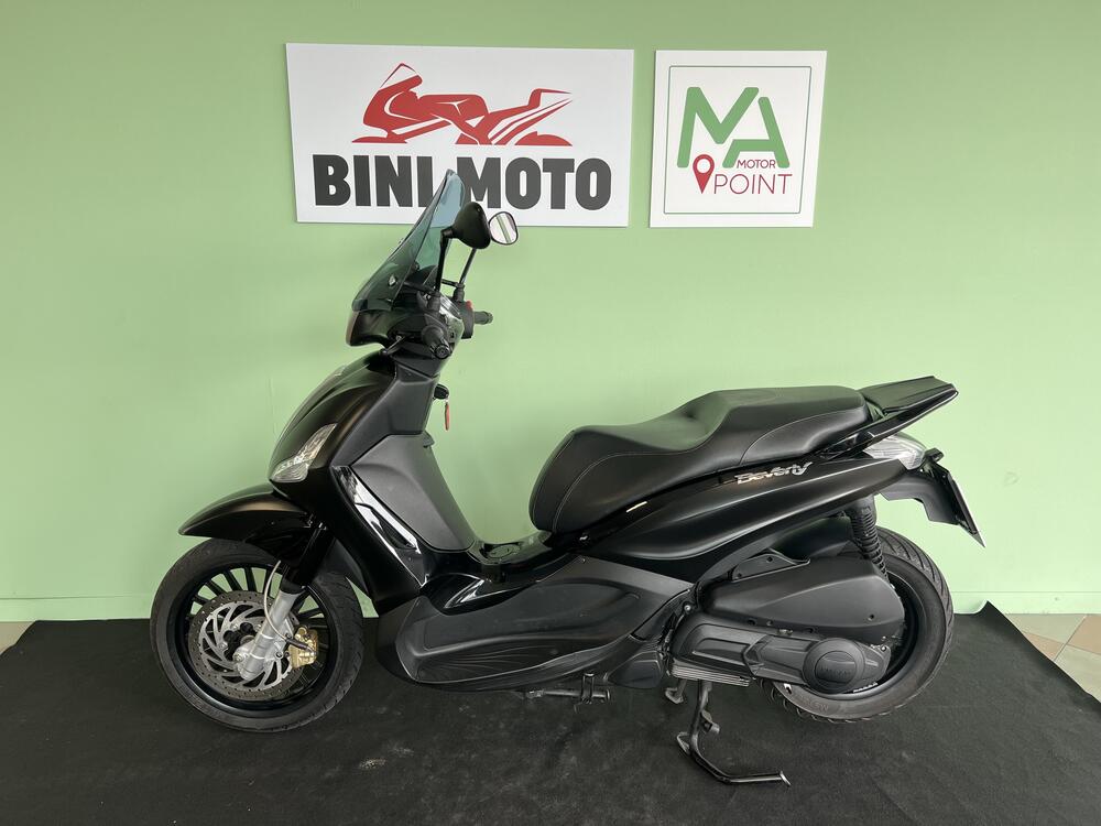 Piaggio Beverly 300 i.e. ABS-ASR (2016 - 20) (5)