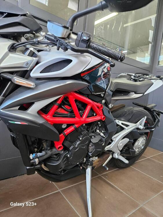 MV Agusta Brutale 800 RR (2017 - 20) (5)