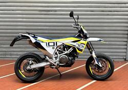 Husqvarna 701 Supermoto (2017 - 19) usata