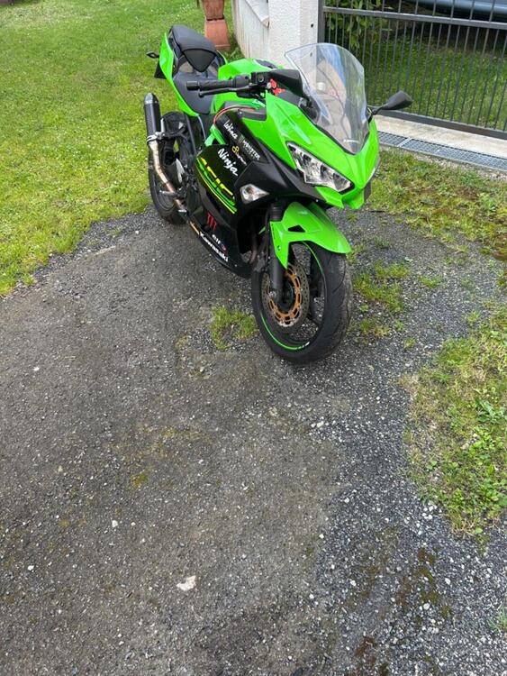 Kawasaki Ninja 400 KRT (2018) (2)