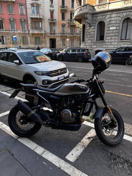 Husqvarna Svartpilen 701 Style (2019 - 20)