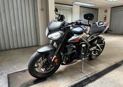 Triumph Street Triple RS (2023 - 24) usata