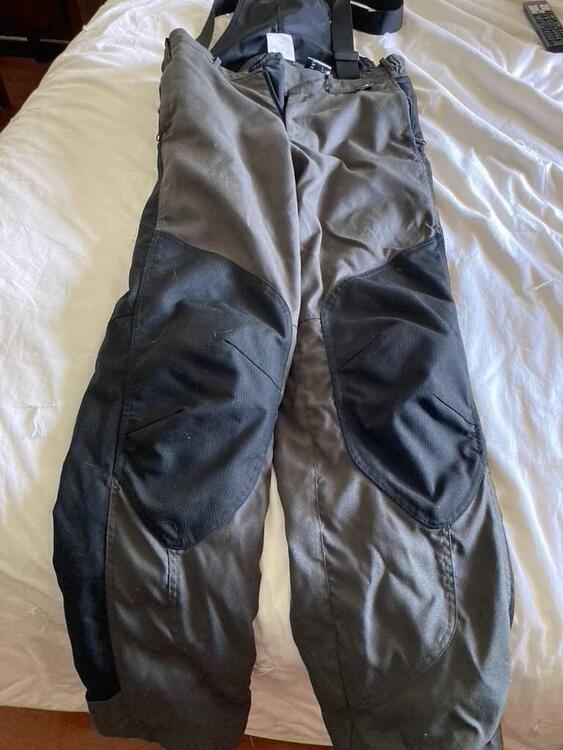 completo giacca e pantaloni BMW taglia L (4)