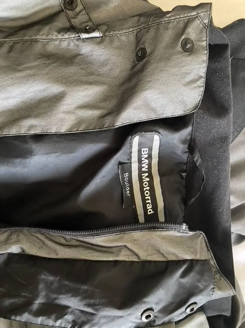 completo giacca e pantaloni BMW taglia L (5)