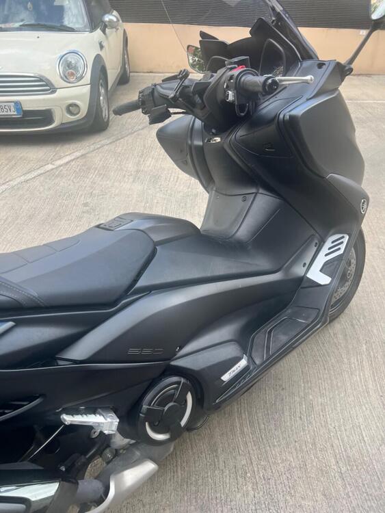 Yamaha T-Max 560 (2020 - 21) (5)