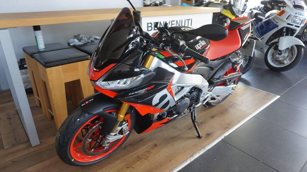 Aprilia Tuono 1100 V4 Factory (2021 - 24) (3)