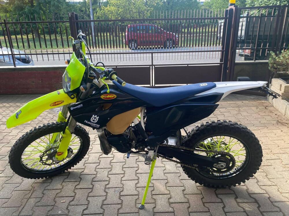 Husqvarna TE 250 (2016) (3)