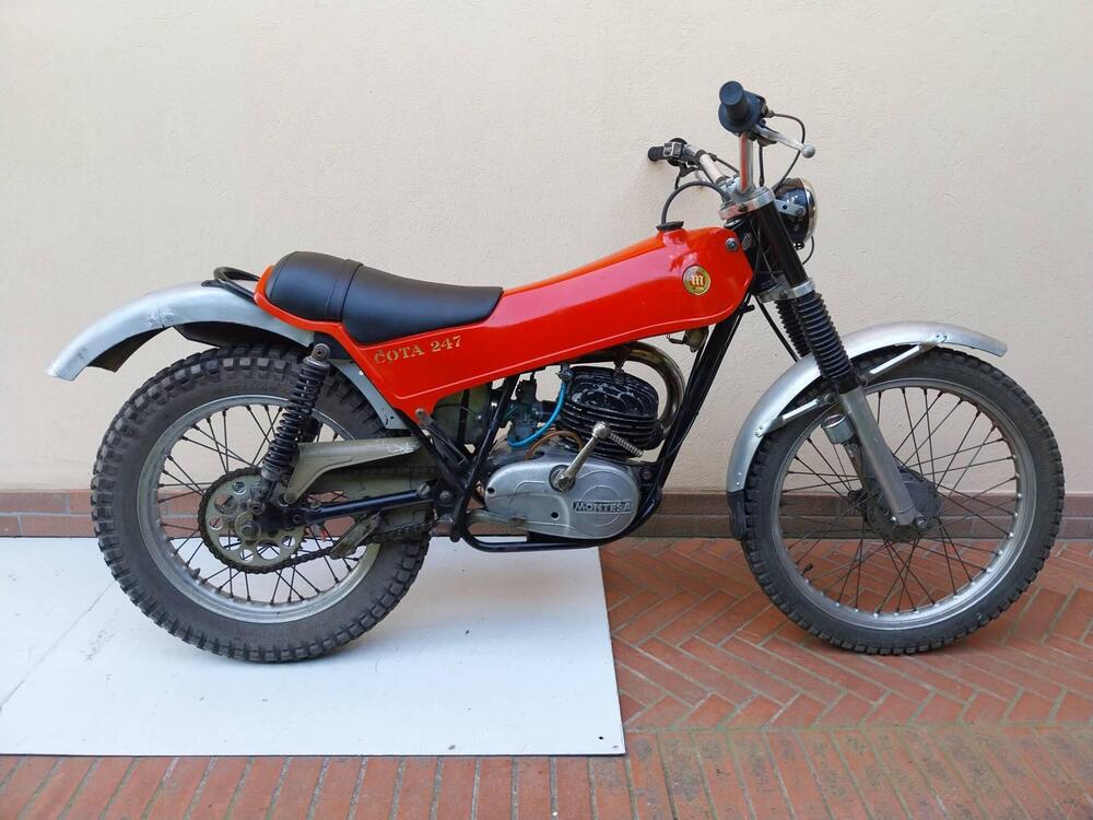 Montesa Cota 247 trial