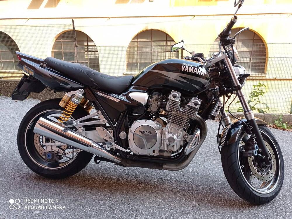 Yamaha XJR 1300 (1999 - 02) (5)