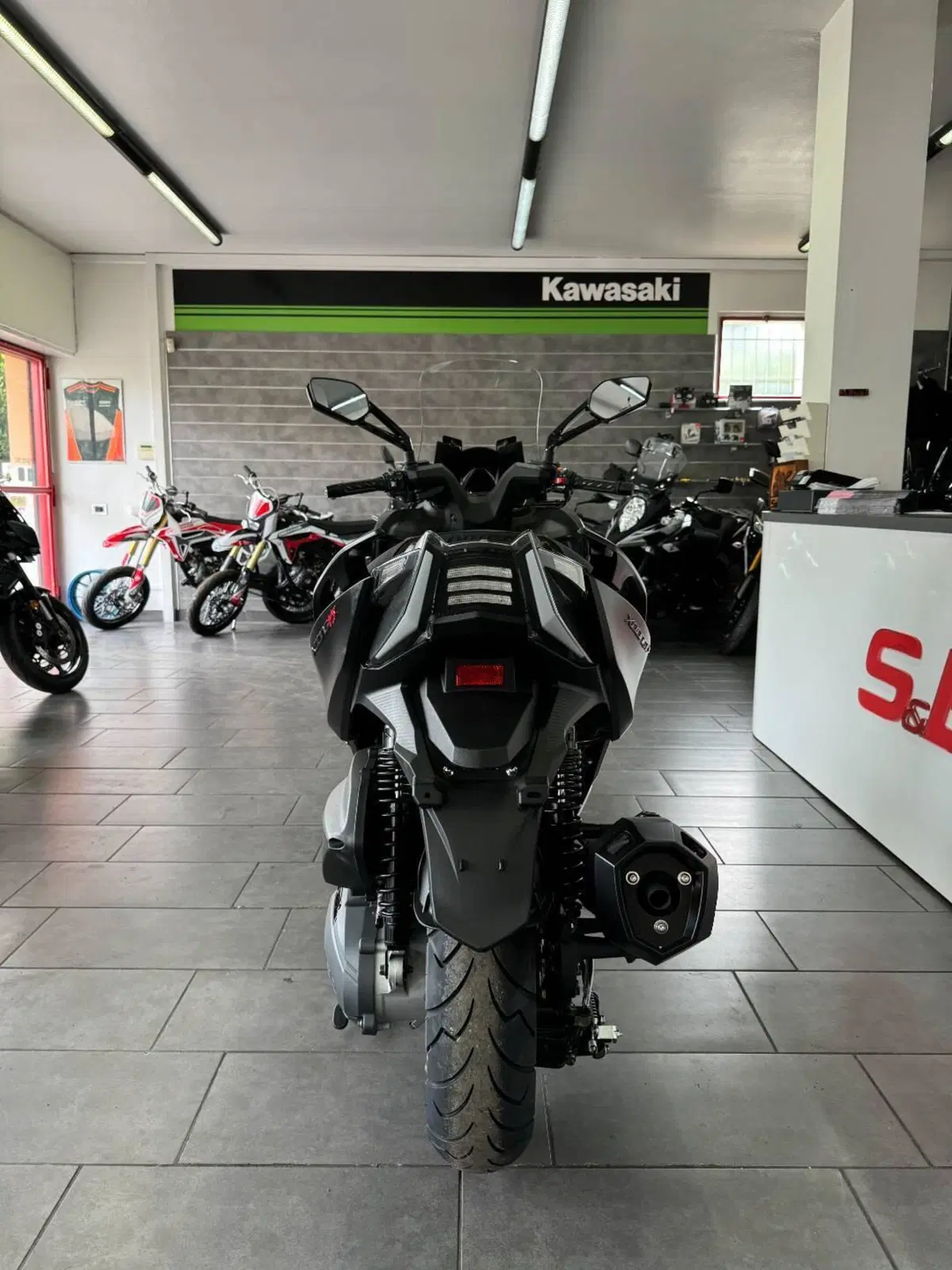 Kymco Xciting VS 400i (2023 - 26) (3)