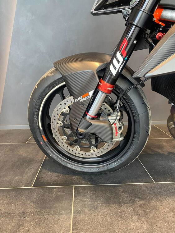 KTM 1290 Super Duke RR (2023) (5)