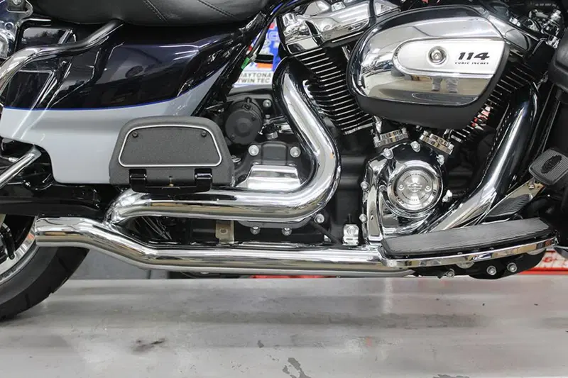 Collettori True Dual cromati per Touring M8 dal 20 