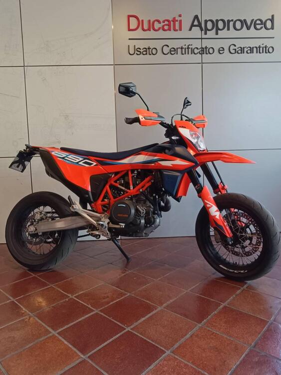 KTM 690 SMC R (2023 - 24)