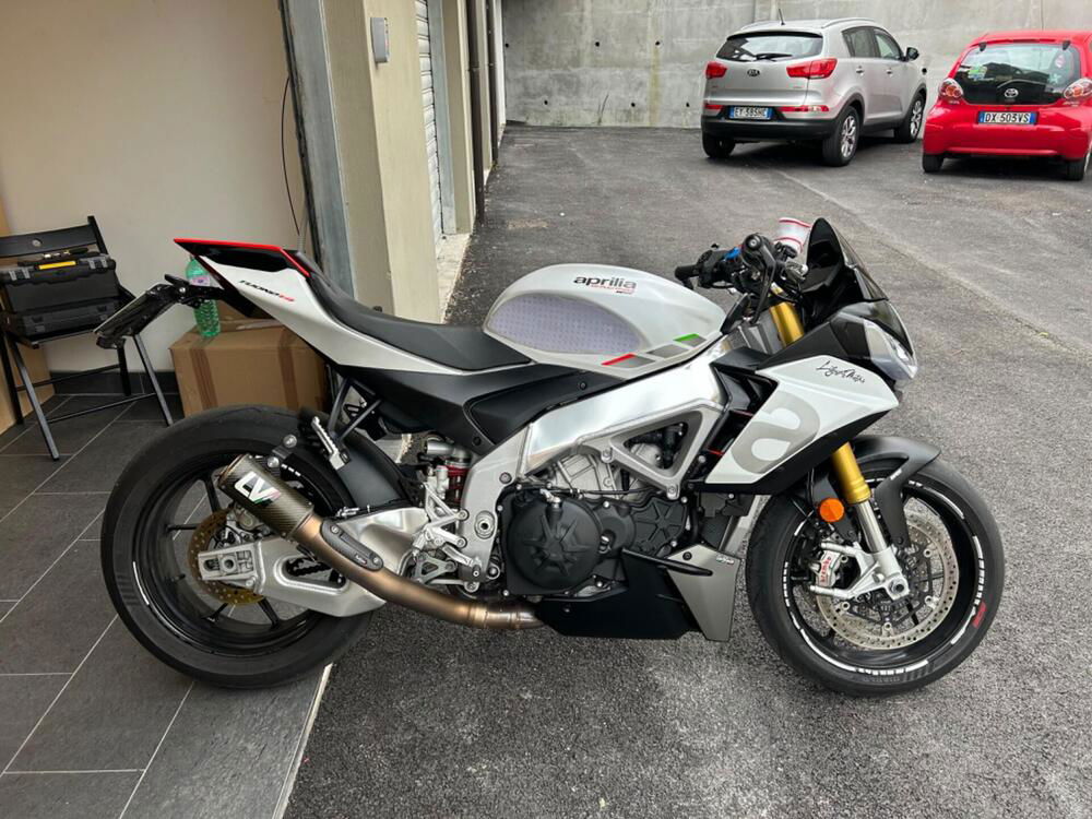 Aprilia Tuono 1100 V4 (2021 - 24) (2)