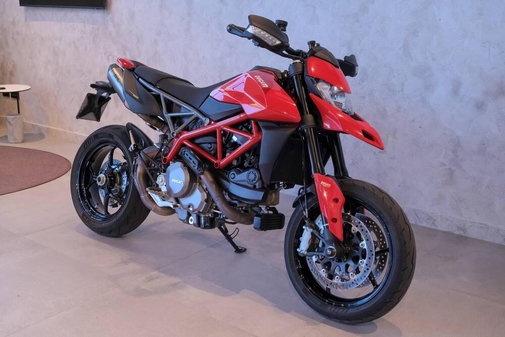 Ducati Hypermotard 950 RVE (2020) (3)