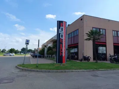 TOP MOTOR
