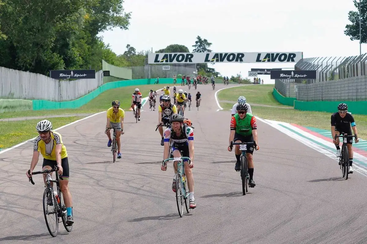 Pedalare con... Suzuki! Siamo stati al Suzuki Bike Day a Imola [VIDEO] (14)