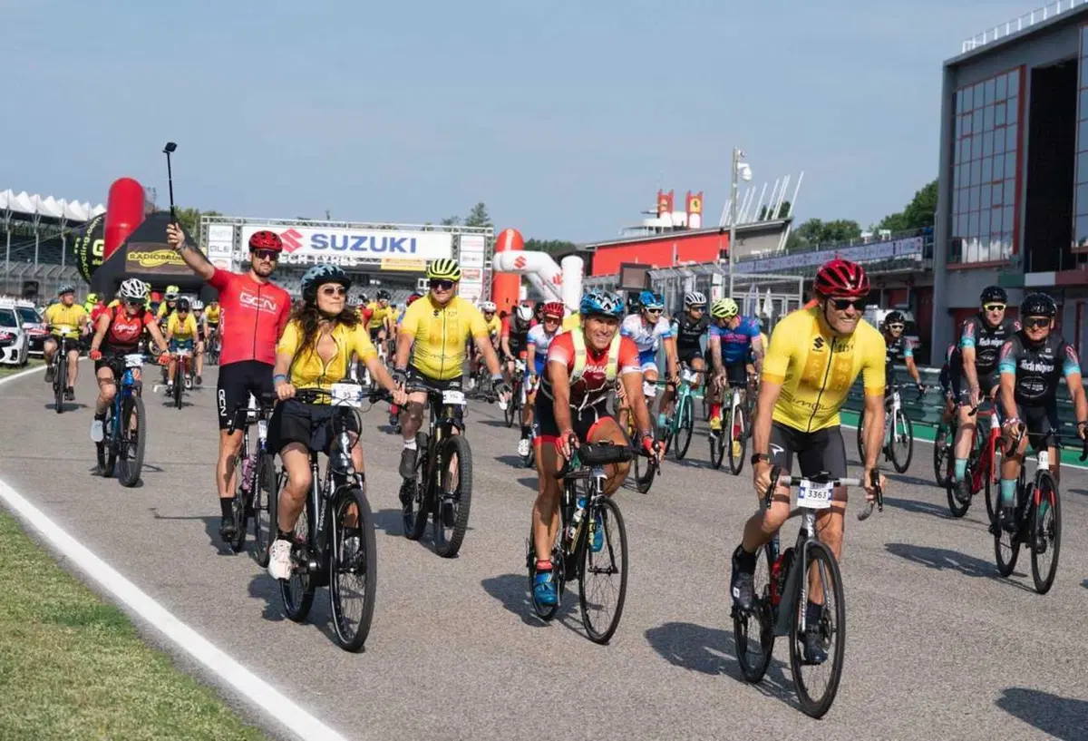 Pedalare con... Suzuki! Siamo stati al Suzuki Bike Day a Imola [VIDEO] (17)