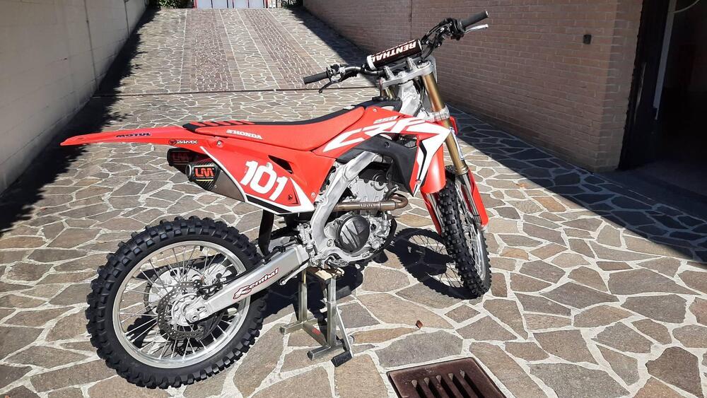 Honda CRF 250 R (2018) (2)