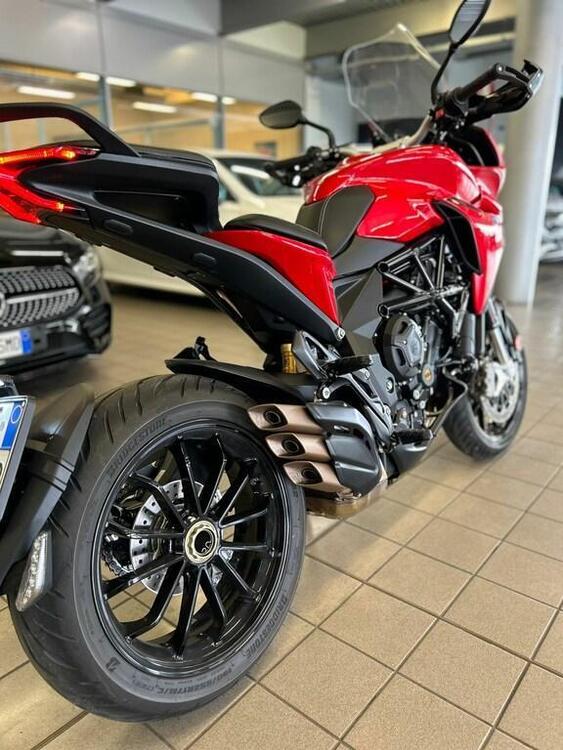 MV Agusta Turismo Veloce 800 Rosso (2021 - 23) (3)