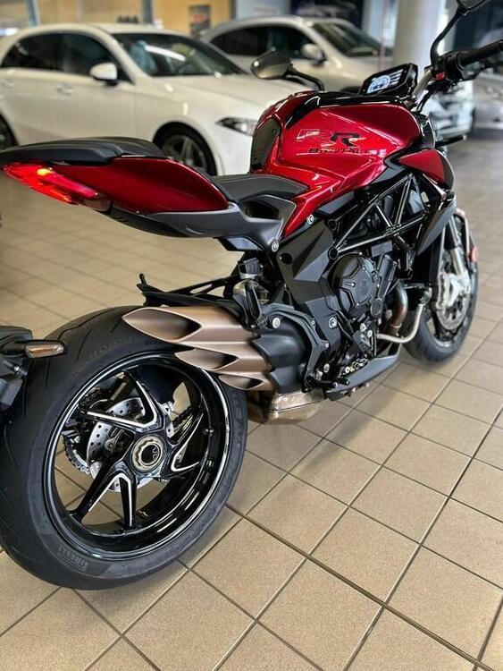 MV Agusta Brutale 800 RR (2021 - 24) (4)