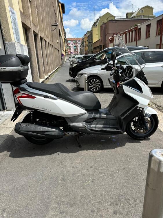 Kymco Downtown 300i ABS (2009 - 17) (2)