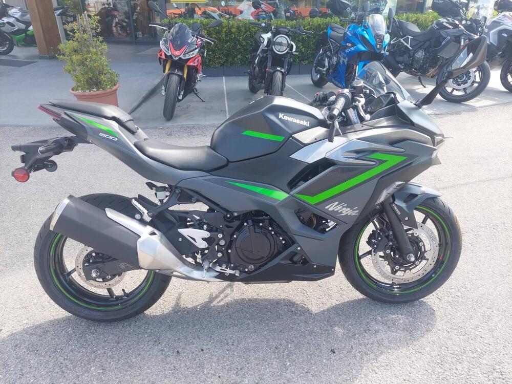 Kawasaki Ninja 500 SE (2024 - 25) (2)