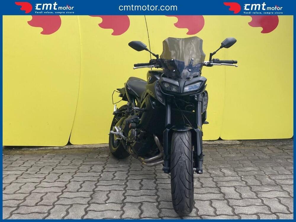 Yamaha MT-09 (2017 - 20) (2)