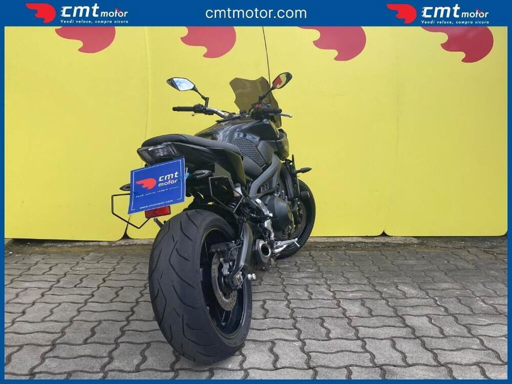 Yamaha MT-09 (2017 - 20) (4)