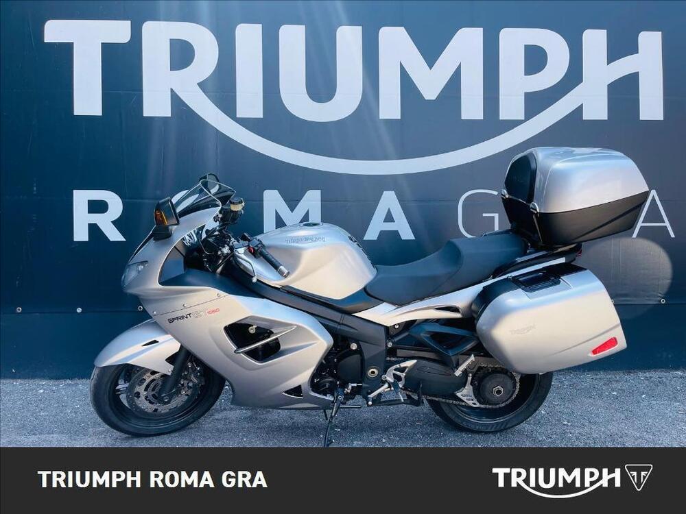 Triumph Sprint 1050 GT ABS (2010 - 2013)