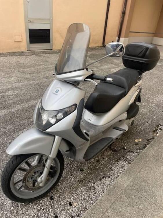 Piaggio Beverly 250