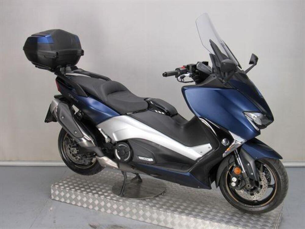 Yamaha T-Max 530 DX (2017 - 19) (2)