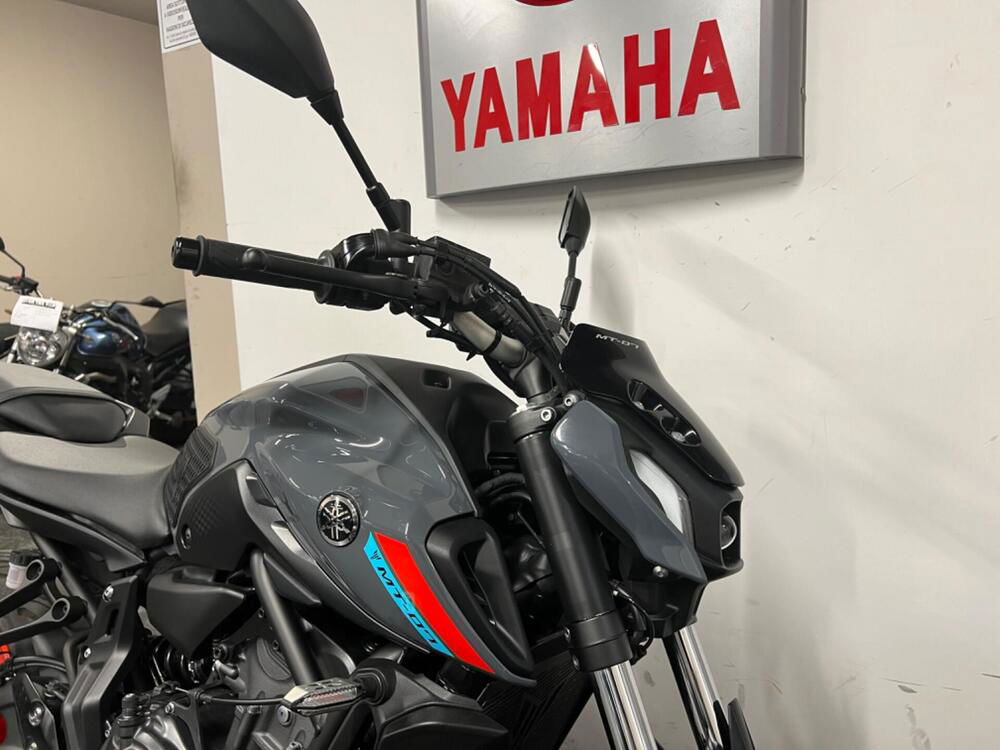 Yamaha MT-07 (2021 - 24) (2)