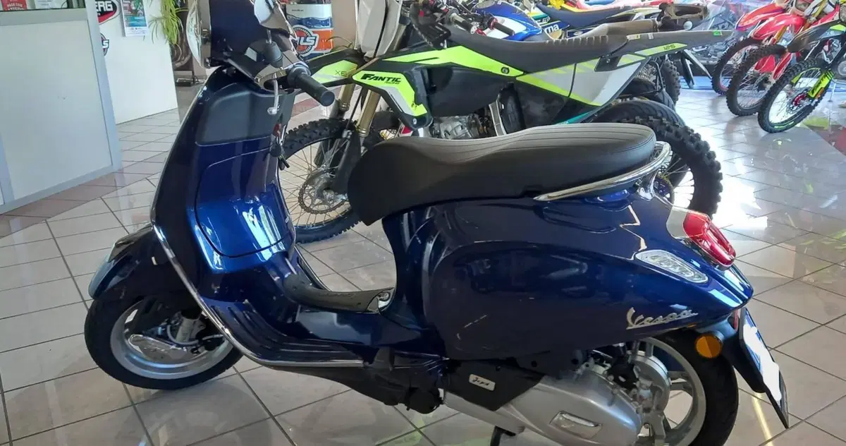 Vespa Primavera 125 (2024 - 25) (2)