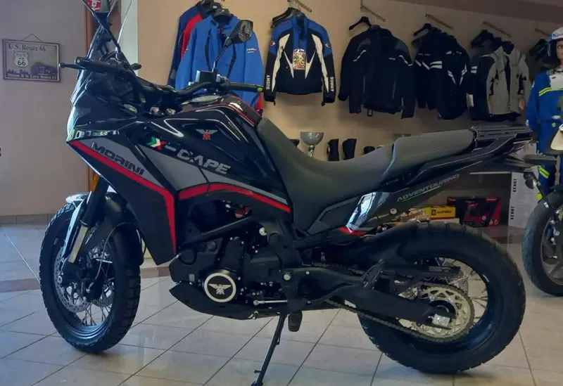 Moto Morini X-Cape 650 (2021 - 26) (2)