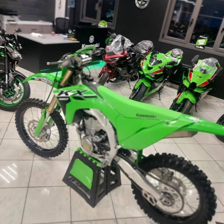 Kawasaki KX 450 (2024) (2)