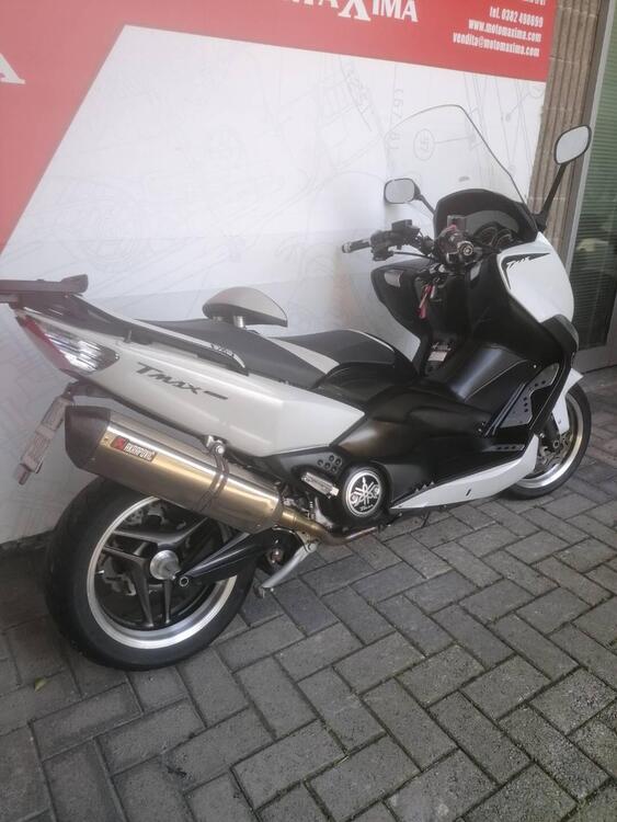 Yamaha T-Max 500 White Max (2010 - 11) (2)