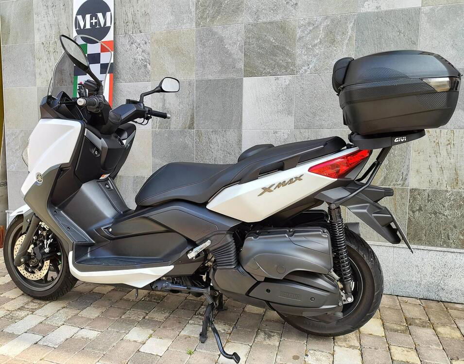 Yamaha X-Max 400 ABS (2013 - 16) (2)